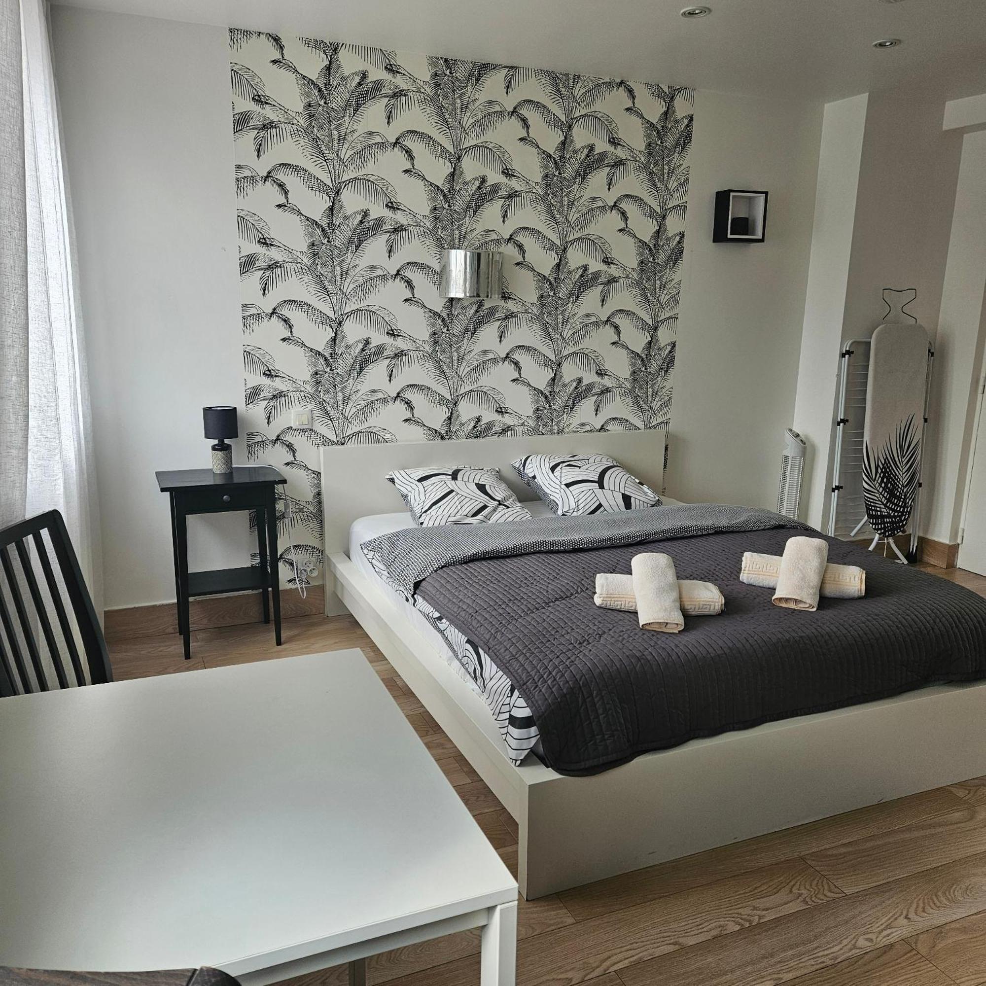 Residence Hotel Le Relais Amelie Clamart Eksteriør billede