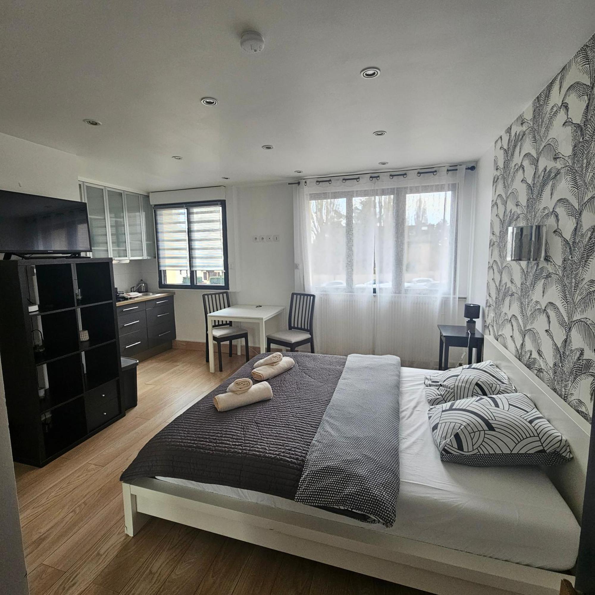 Residence Hotel Le Relais Amelie Clamart Eksteriør billede